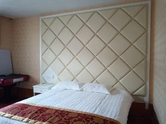 Tianyi Business Hotel