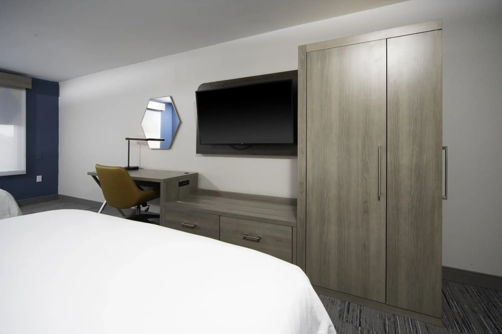 Holiday Inn Express and Suites Atlanta-Johns Creek by IHG