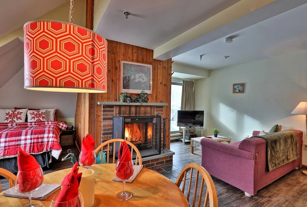 Mg 3f09 - Mountain Green Studio: Amazing Views/Location