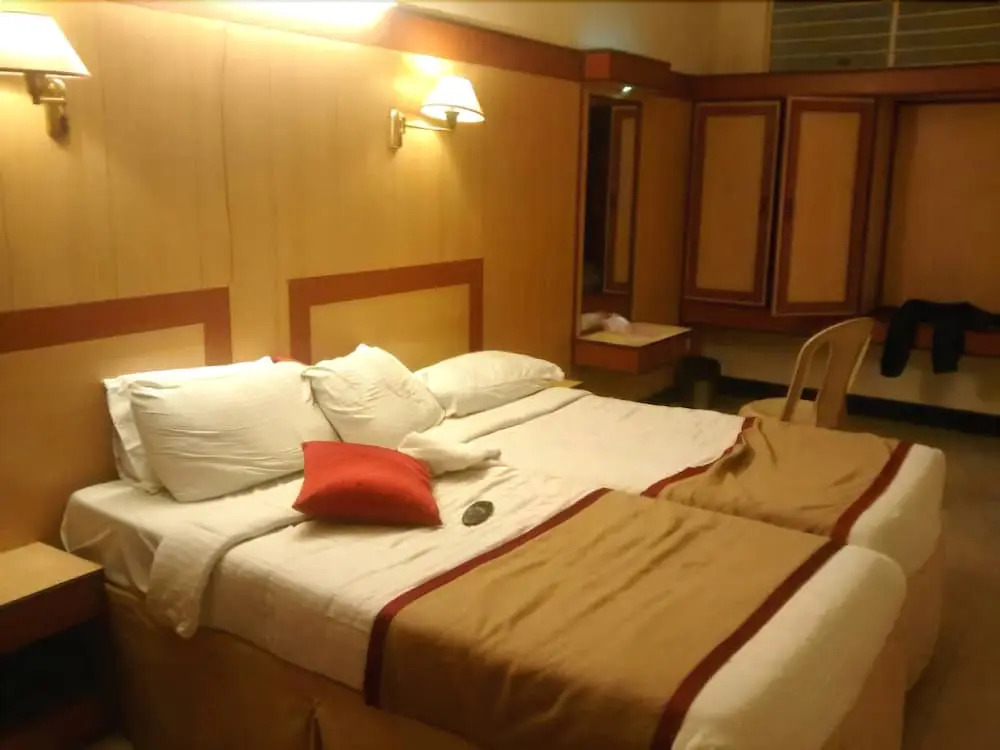 Dhanunjayas Luxury Hotel