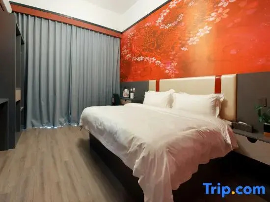 Yongyi Smart Apartment (Nanning Zoo Subway Station Store)