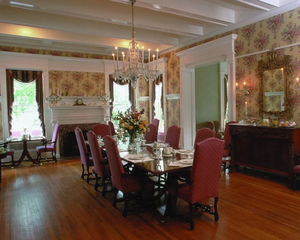 Graystone Inn