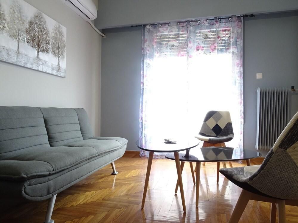 Athenian perfect apartment in Plaka