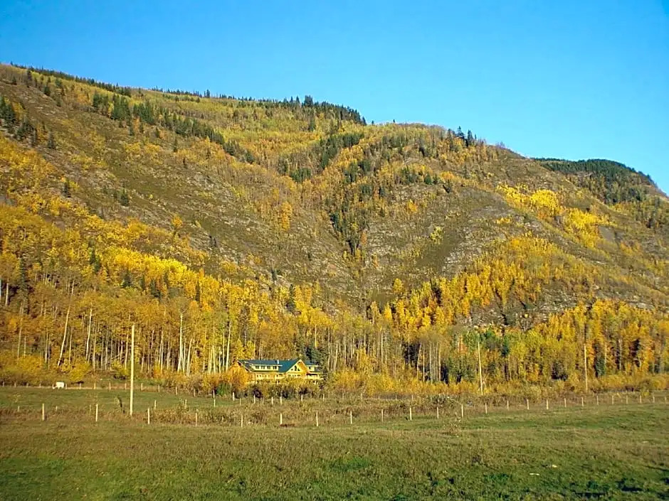 Williston Lake Resort
