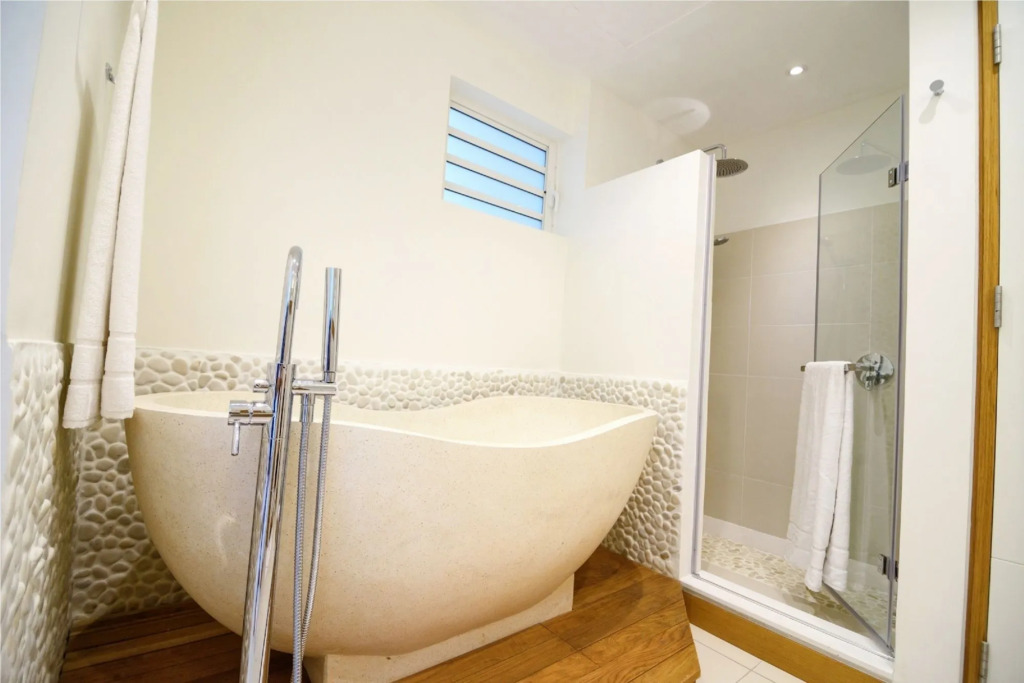 Myra Seafront Suites by LOV Mauritius