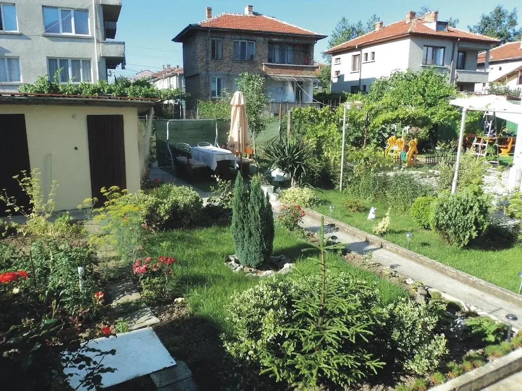 Guest House Chifchibashievi