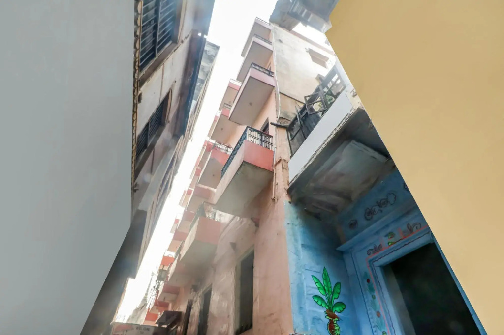 SPOT ON 80609 Mishra Paying Guest House