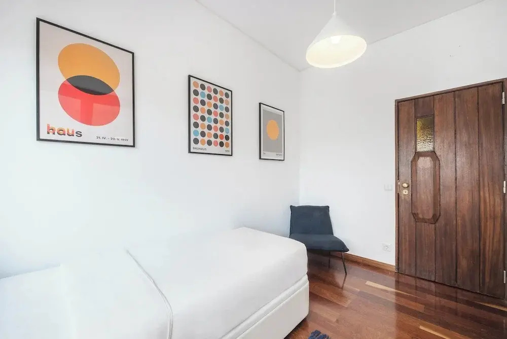 Luz Apartment by Olala Homes