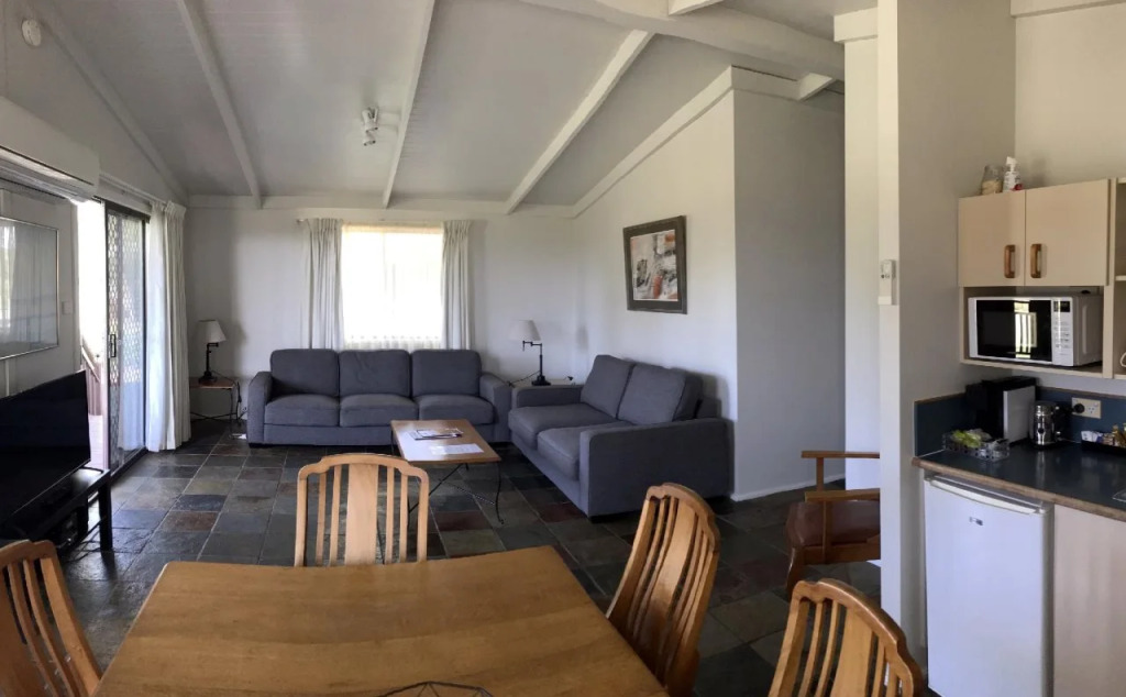 Hunter Valley Resort, Hunter Farm Adventure Centre & 4 Pines at the Farm