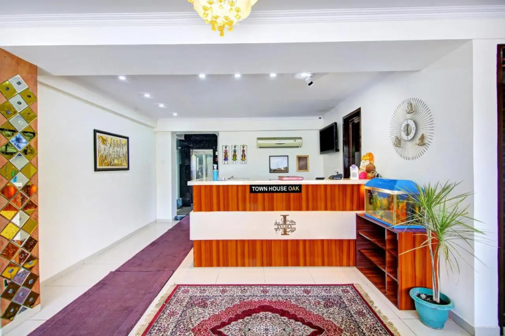 Townhouse Oak Anhal Residency