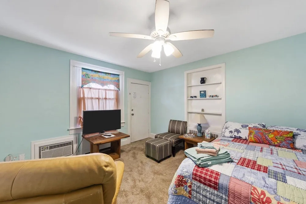 Cozy Suite At The Beach 1 Bedroom Cottage