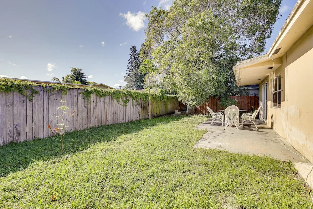 North Lauderdale Vacation Rental: 8 Mi to Beach!