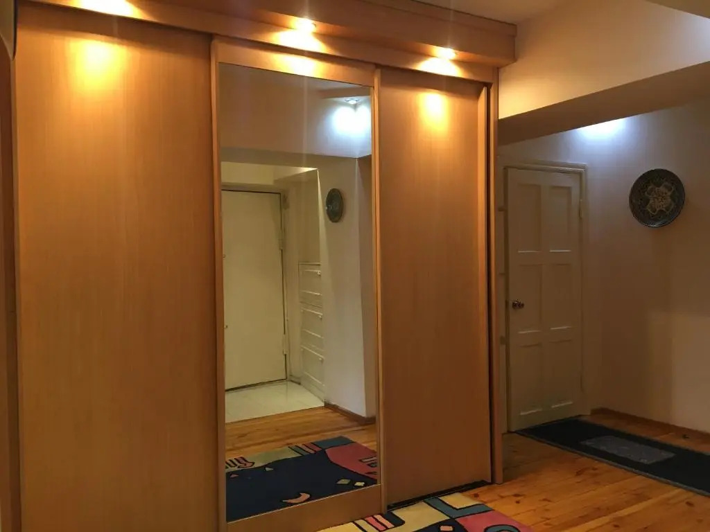 3-Bedroom Apartment on Ohunboboev
