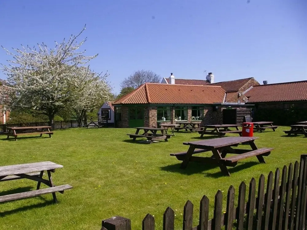 Red Lion Inn and Motel