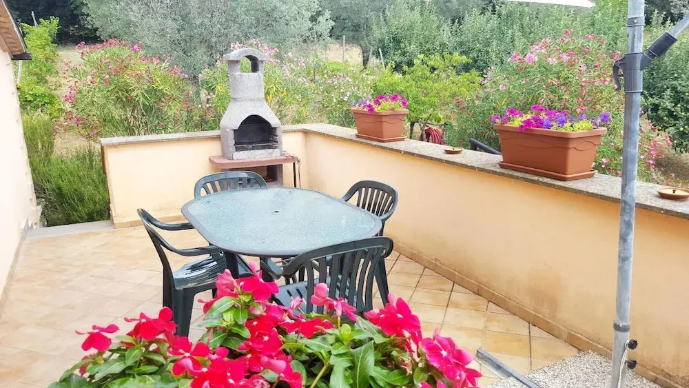 Rustic Country House With a View of Lake Bolsena