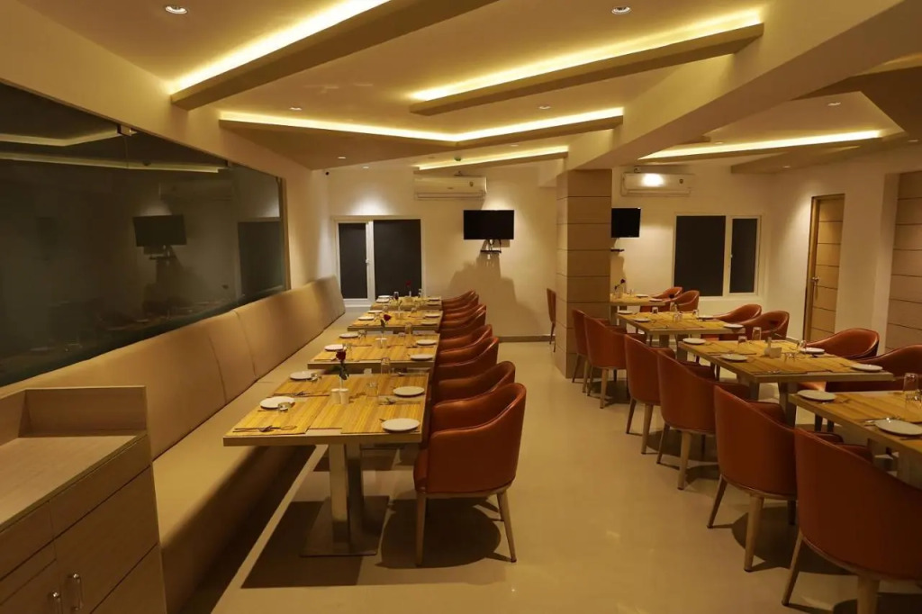 Iswarya Residency