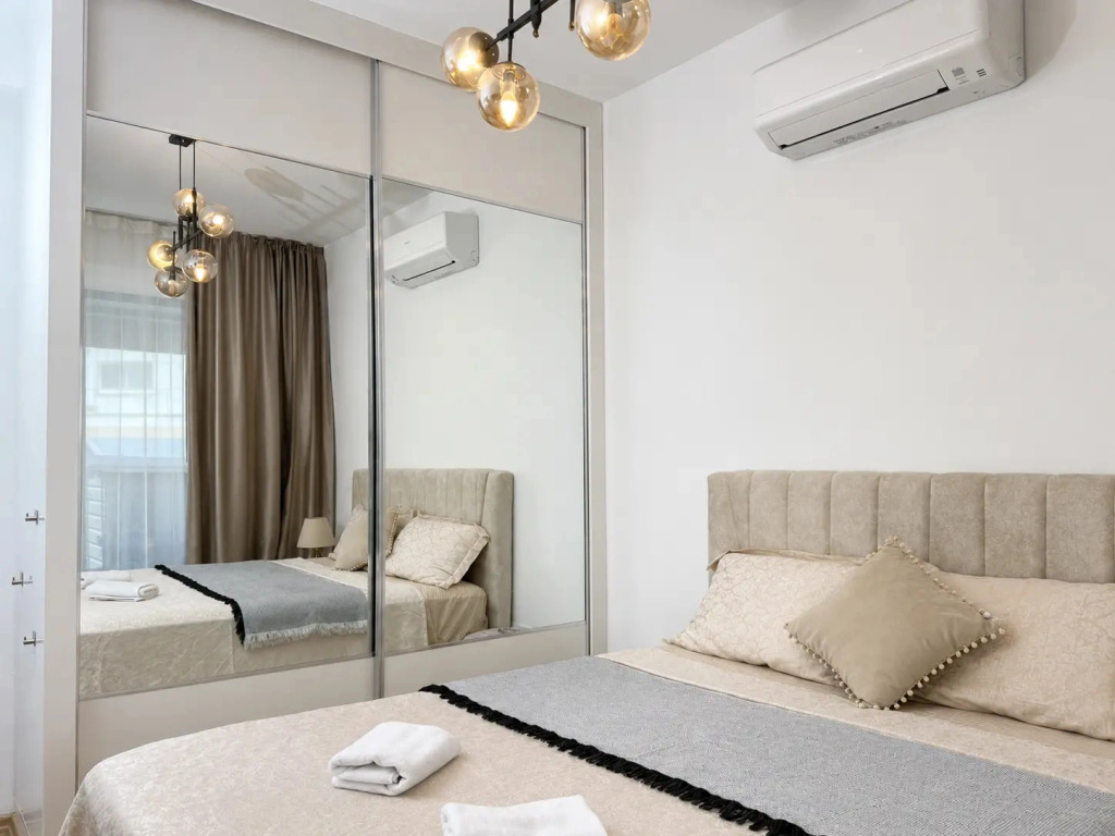 Апартаменты На первой линии Four Seasons Opal 13B с 2 спальнями