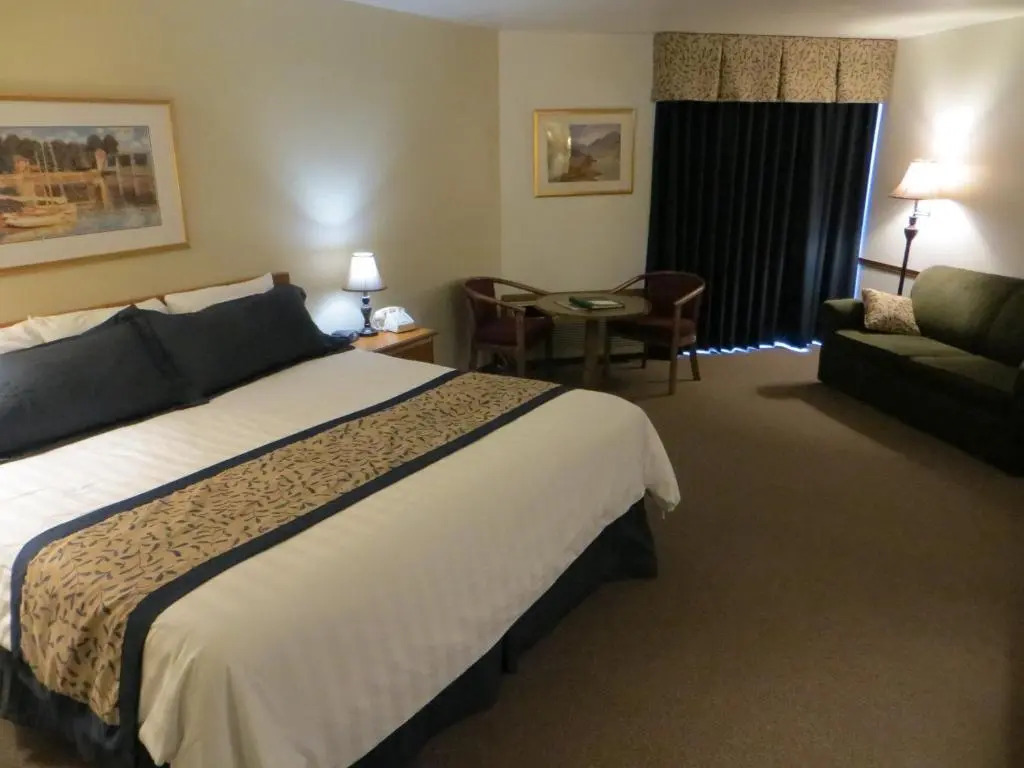 Pine Grove Resort