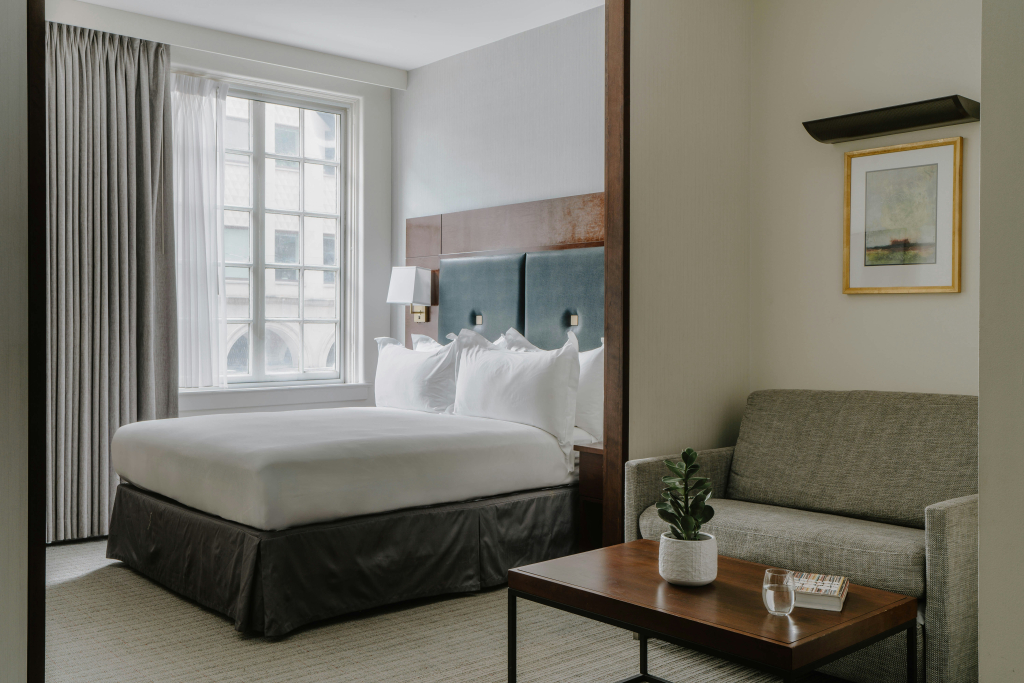 Club Quarters Hotel Downtown, Houston
