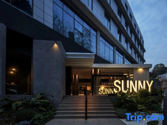SUNNY Hotel