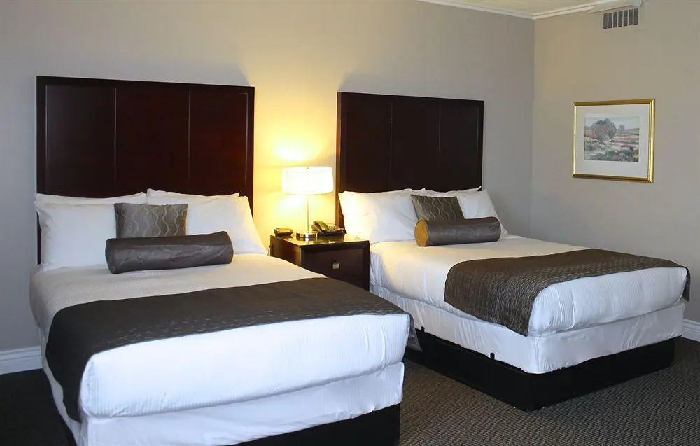 Traveller's Inn City Ctr And Conf Ctr