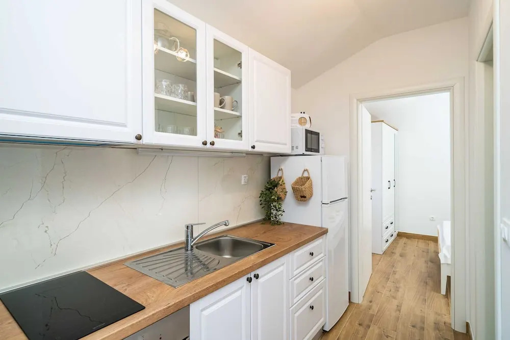 Apartments Lovro