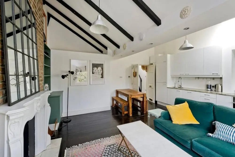 1 Bed Bohemian Loft Style Apt