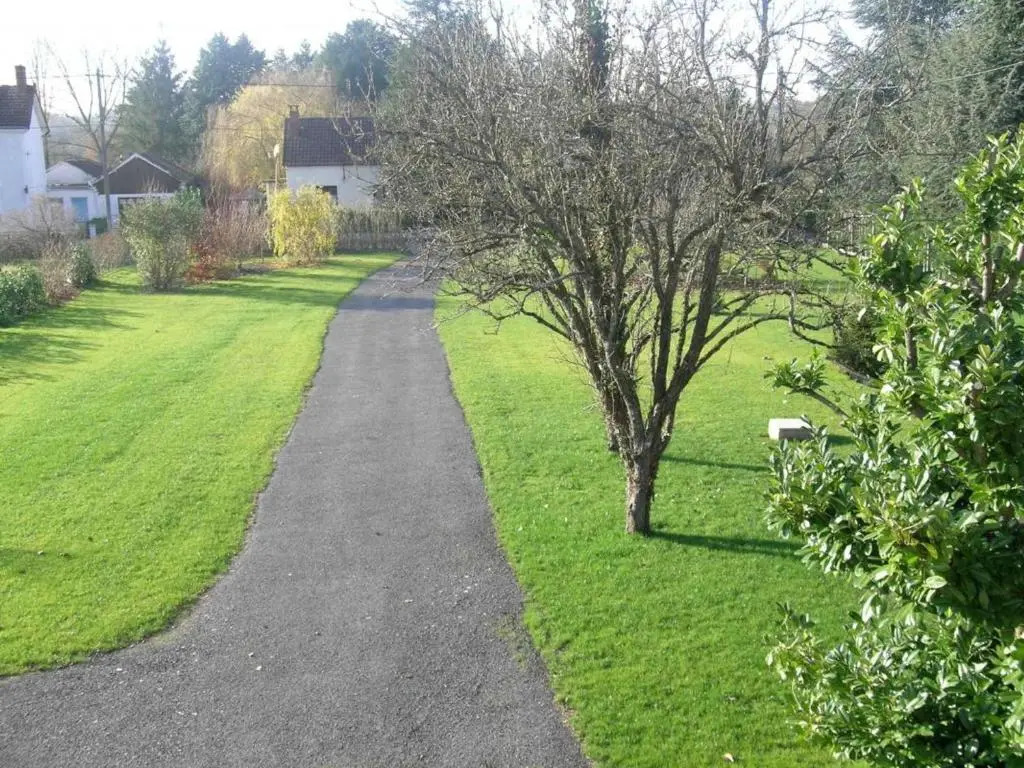 Maison rénovée proche forêt Tronçais, animaux admis - FR-1-489-128