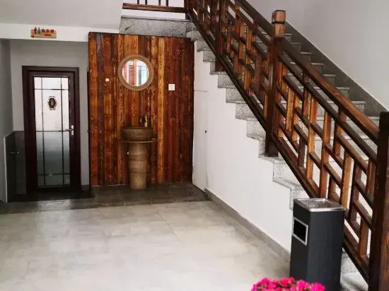 Huaqitang Rural Life Hostel