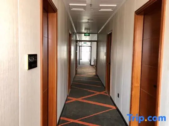 Yishang Hotel (Nanning Xiaojicun Subway Station)