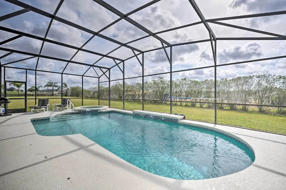 10 Mi to Disney Davenport House with Pool and Spa!