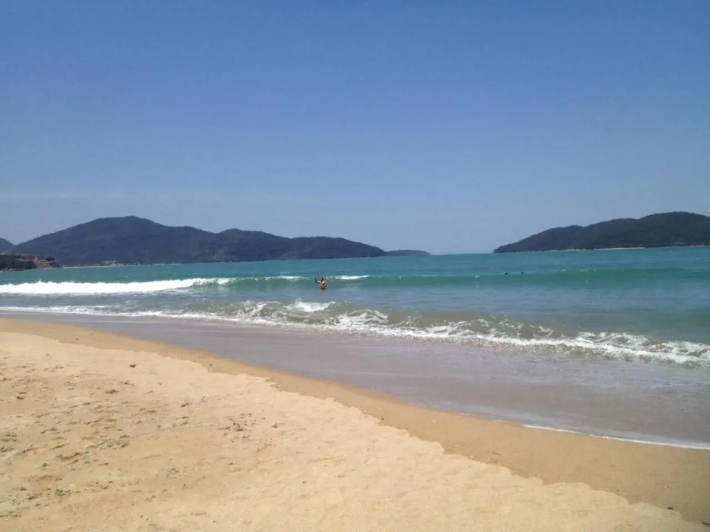 Casa Próxima à Praia Da Cocanha