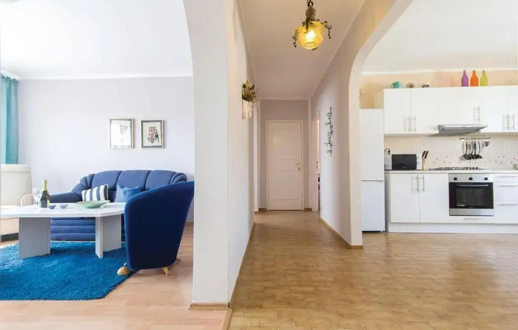 Apartment 1