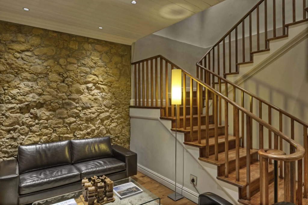 Three Boutique Hotel