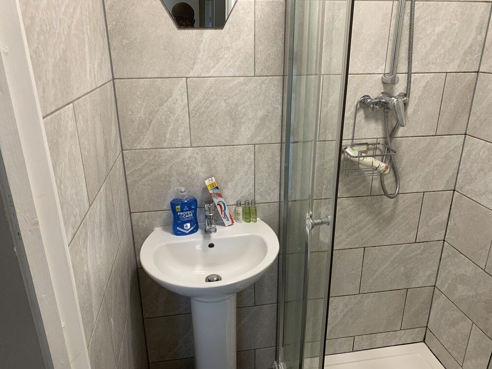 1 Bed - Sleeps 4 - Garden - City Centre
