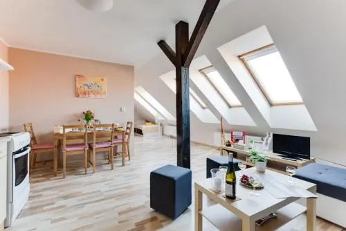 Jane's Attic Apartment