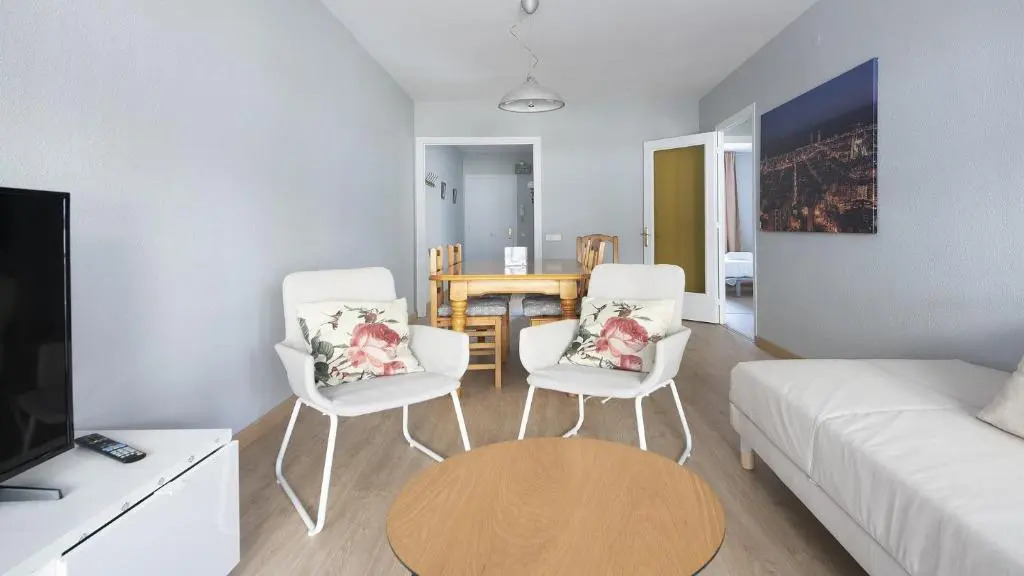 R68 Apartamento Montserrat 32-3