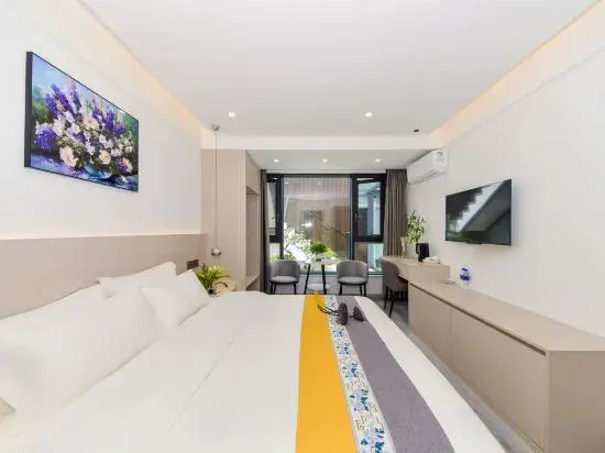 Dali Six Shangpin Homestay (Gucheng Fuxing Road)