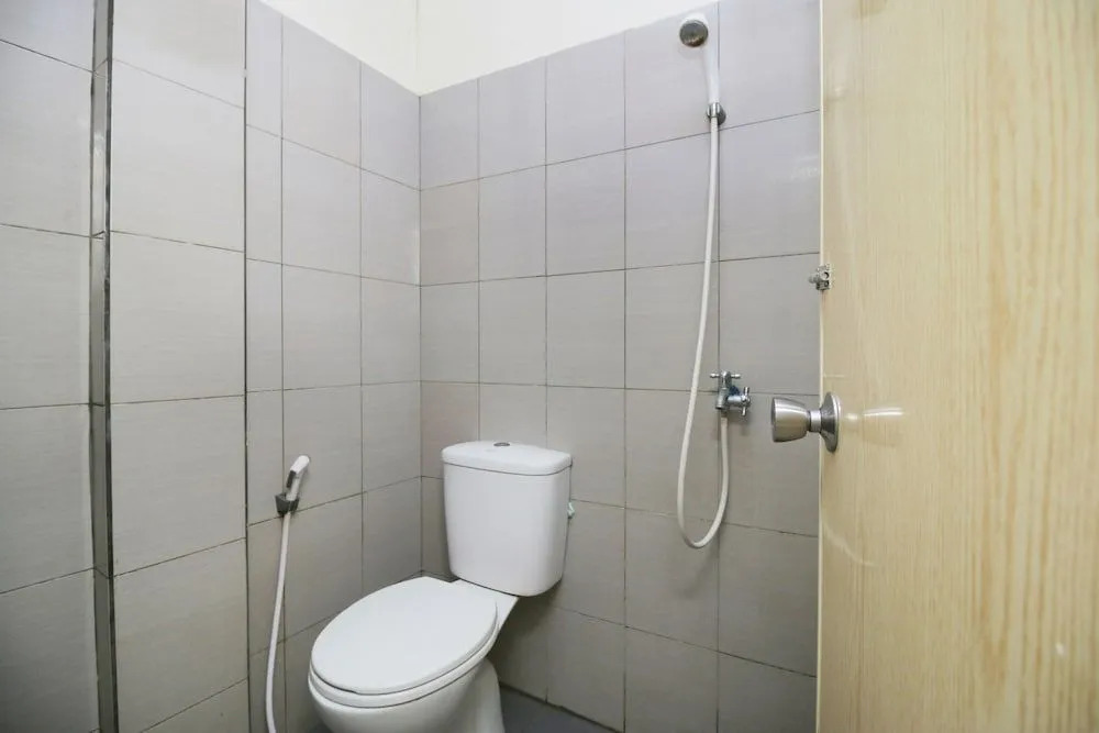 Airy Eco Ratu Indah Mawas Lima 2 Makassar