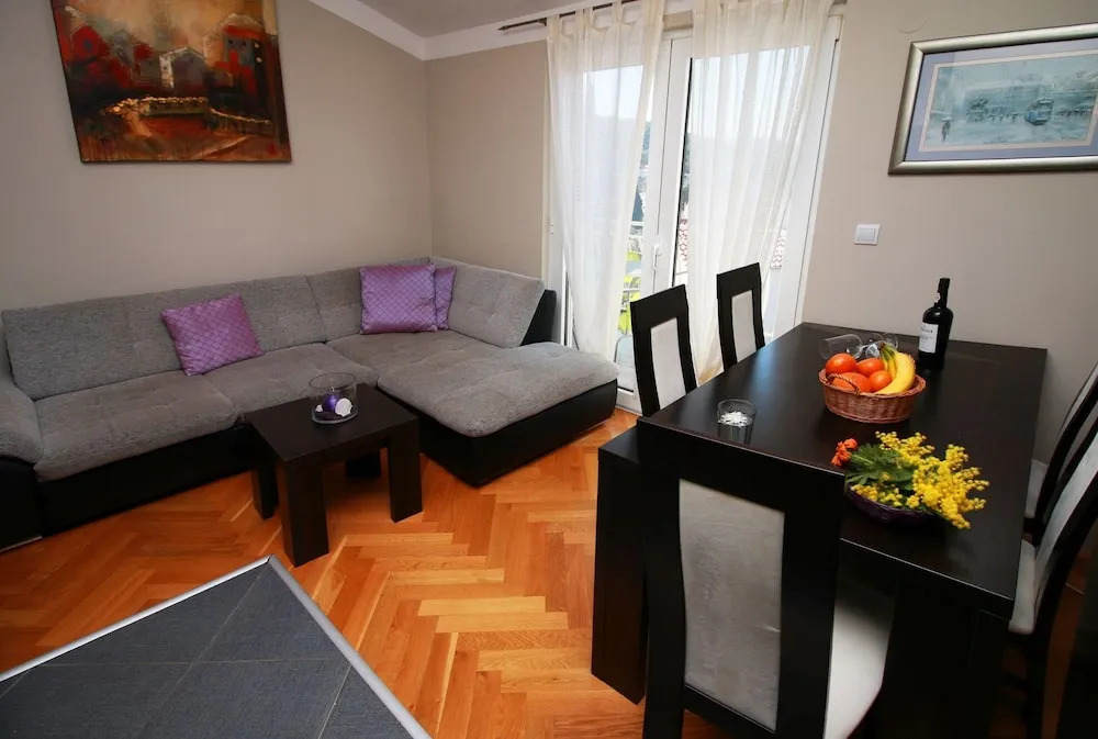 Apartments Anita i Visnja