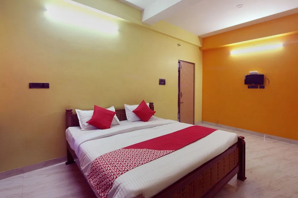 OYO 18456 Anugraha Vasantham