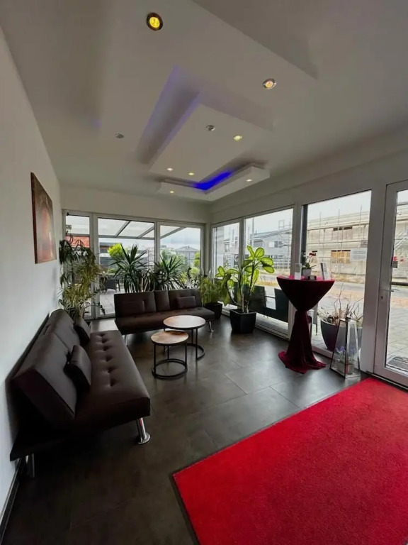 Ayhan Hotel