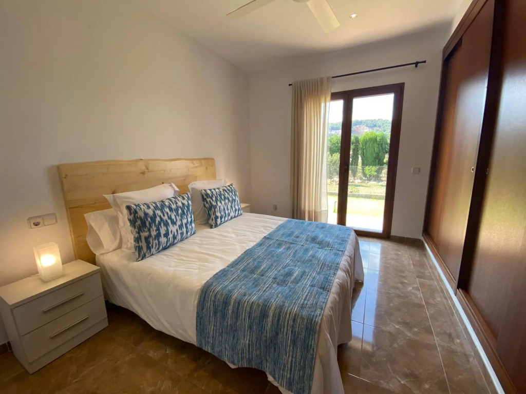 CAN BIEL Pool, garden,BBQ, free wifi, ping pong for 6