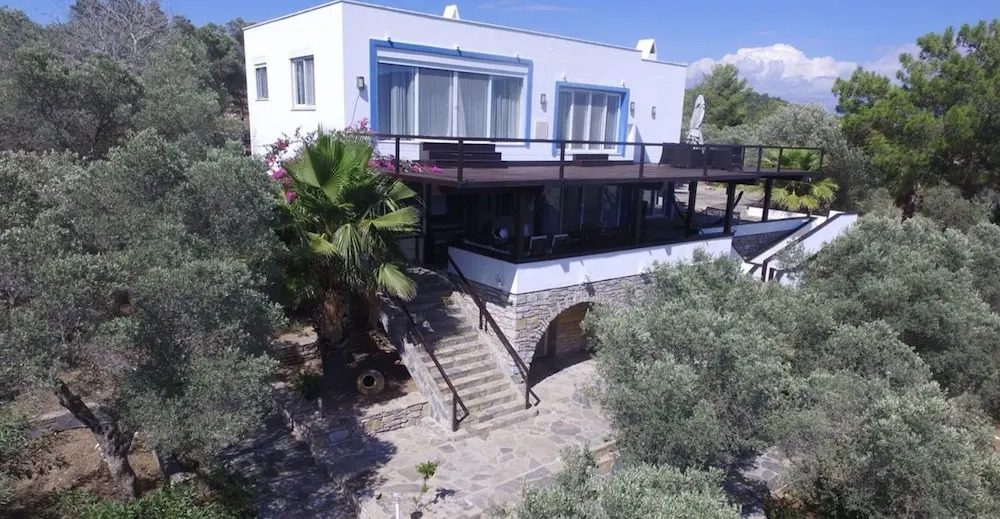 Vhillas Private Luxury Villa Leo