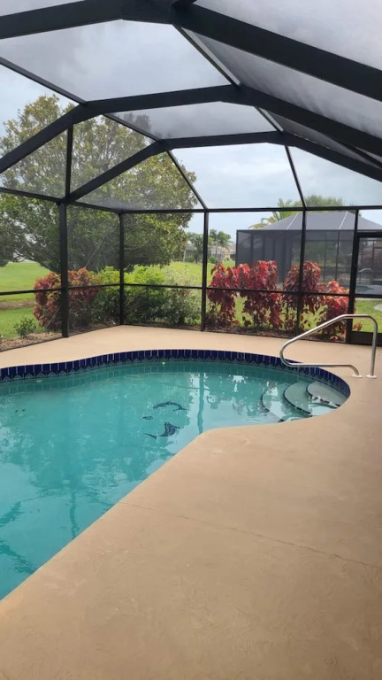 Broadmoor House 3BR 2BA w Heated Pool Sleeps 6