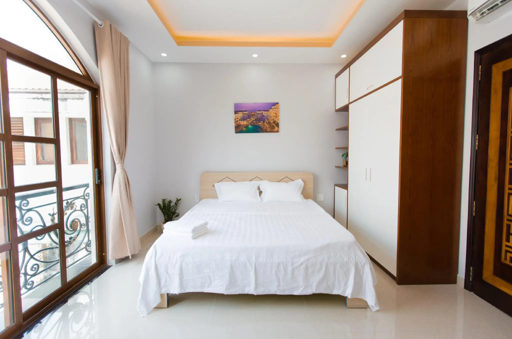 CBD Home - Home in Central - The Art