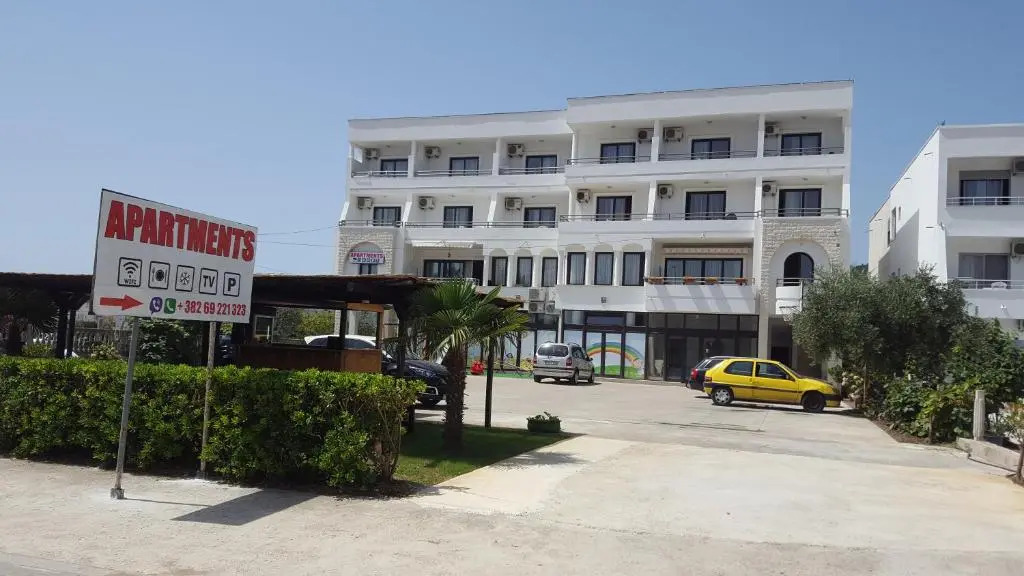 Apartments & Studio Haxhibeti