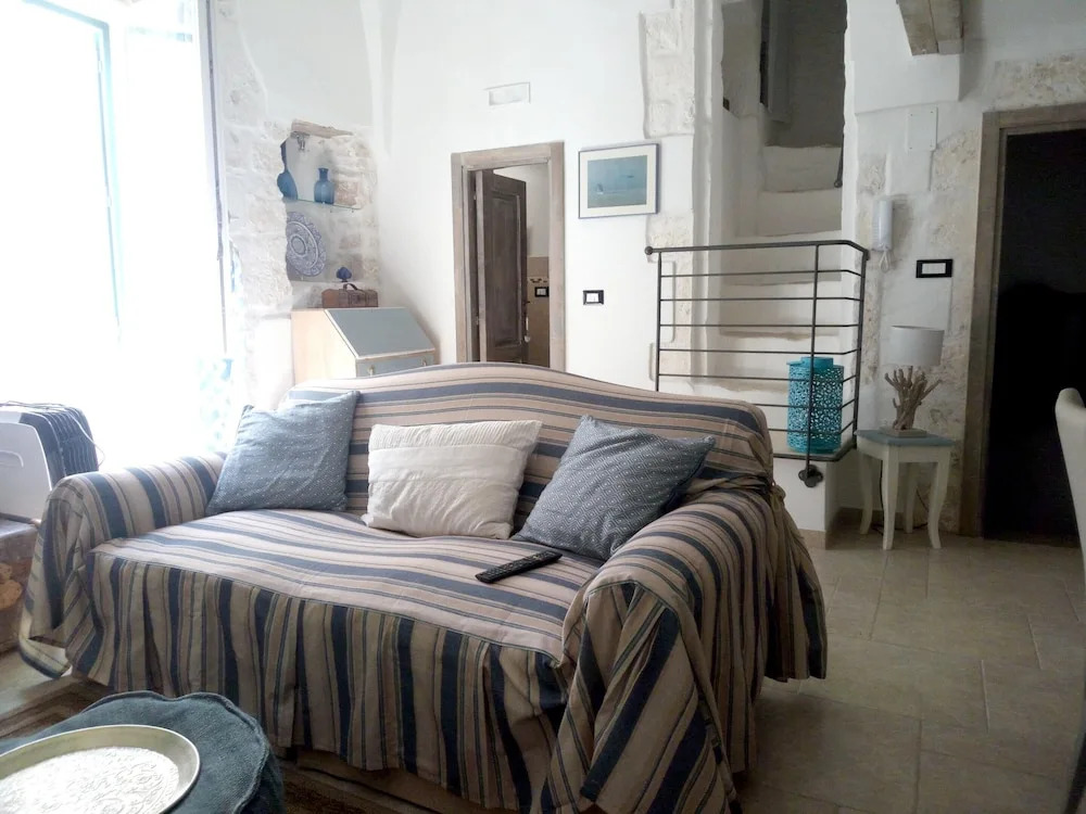 House With one Bedroom in Ostuni, With Wonderful sea View, Furnished T