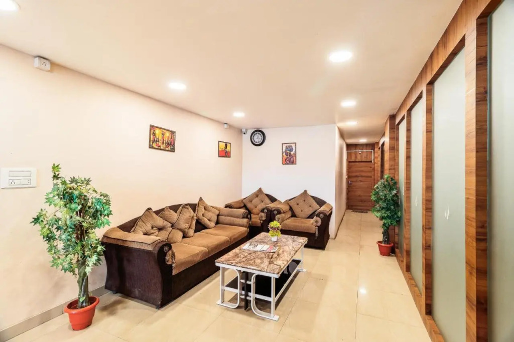 Octave Nest Inn
