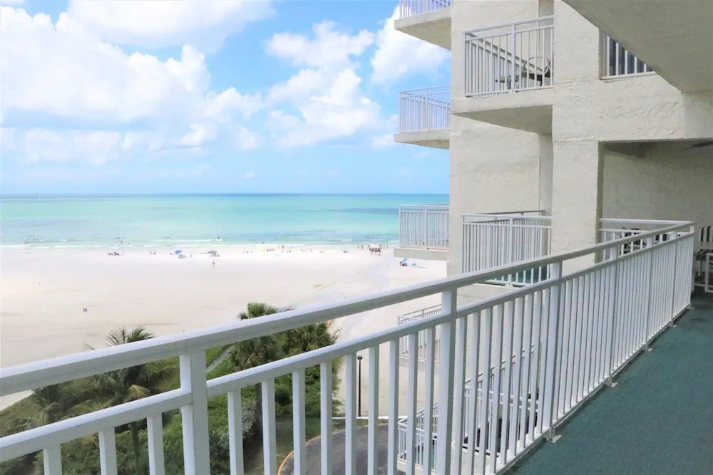 Jamaica Royale 602 - 2 Br Condo